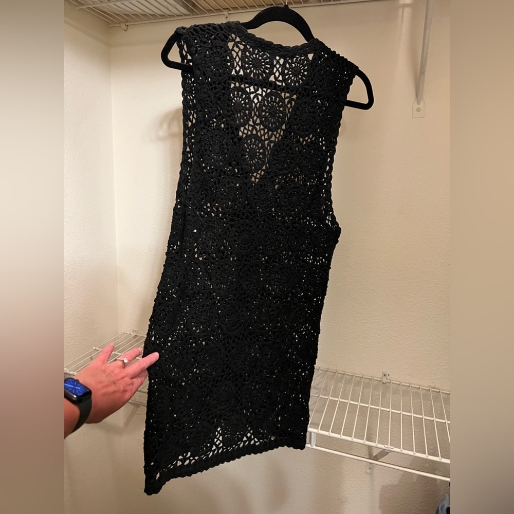 100% silk hand knit RARE VEST -Claudia D. Medium